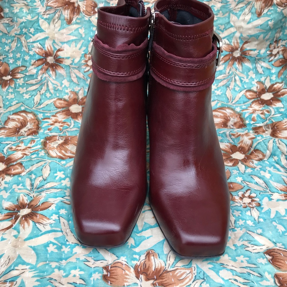 Franco Sarto Maroon Heeled Booties 9 1/2 ❤️ - Picture 3 of 8
